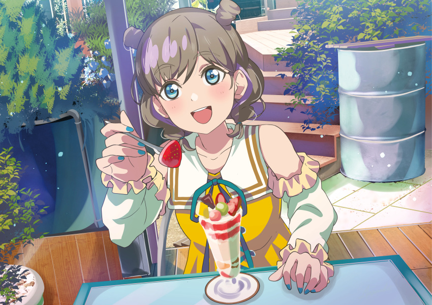 1girl absurdres al_aoi_aoba alternate_hairstyle blue_eyes blue_nails commentary_request cup detached_sleeves double_bun dress facing_viewer food fork frilled_sleeves frills fruit hair_bun highres holding holding_fork ice_cream light_brown_hair long_sleeves love_live! love_live!_superstar!! nail_polish open_mouth short_hair smile solo strawberry sundae table tang_keke teeth upper_teeth yellow_dress