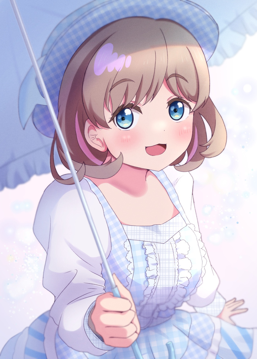 1girl blue_eyes blush checkered_clothes checkered_dress checkered_headwear commentary_request curly_hair dress frills hat highres holding holding_umbrella light_brown_hair long_sleeves looking_at_viewer love_live! love_live!_superstar!! open_mouth ritaso short_hair smile solo tang_keke umbrella upper_body white_dress