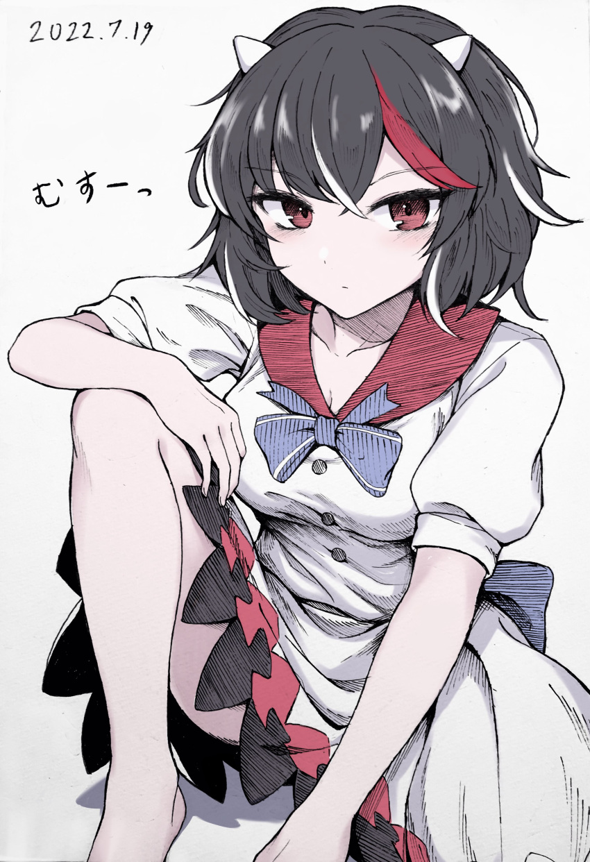 1girl absurdres bangs black_hair blue_bow blue_bowtie bow bowtie closed_mouth dated dress highres horns kijin_seija knee_up looking_at_viewer red_eyes redhead short_hair short_sleeves simple_background solo touhou white_background white_dress white_hair yonoisan