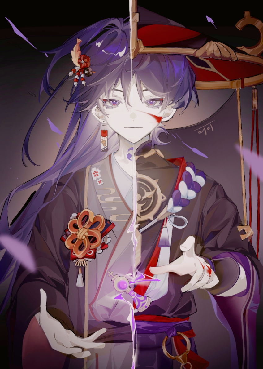 1boy armor bangs blood blood_on_face blurry depth_of_field earrings eyeliner falling_petals genshin_impact hair_ornament hakama haori_himo hat highres japanese_armor japanese_clothes jewelry jingasa kote kurokote long_hair long_sleeves looking_at_viewer makeup male_focus outstretched_hand pale_skin petals purple_hair scaramouche_(genshin_impact) short_hair smile solo tsurime violet_eyes xiannu168