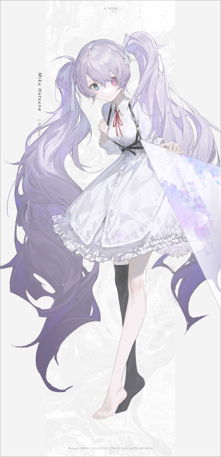 1girl 25-ji_night_code_de._(project_sekai) absurdres aqua_eyes bangs barefoot black_border black_thighhighs border breasts buckle buttons character_name copyright_name dot_nose dress film_grain frilled_dress frills grey_background grey_ribbon hair_between_eyes hair_ribbon hand_on_own_chest hatsune_miku heterochromia highres light_purple_hair long_hair looking_to_the_side medium_breasts neck_ribbon parted_lips pink_eyes plantar_flexion project_sekai red_ribbon reoen ribbon single_thighhigh solo standing strap thigh-highs toes twintails very_long_hair vocaloid white_dress