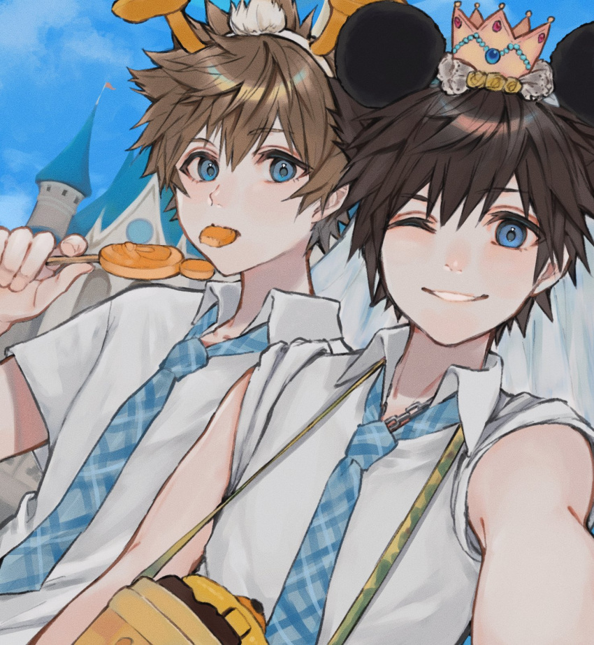 2boys animal_ears bag blonde_hair blue_eyes blue_necktie brown_hair cake_pop castle crown eating food_in_mouth grin hair_between_eyes hairband highres kingdom_hearts kingdom_hearts_ii looking_at_viewer male_focus mini_crown mouse_ears multiple_boys necktie one_eye_closed outdoors plaid_necktie roxas selfie shirt short_hair short_sleeves smile soji_777 sora_(kingdom_hearts) spiky_hair teeth upper_body white_shirt