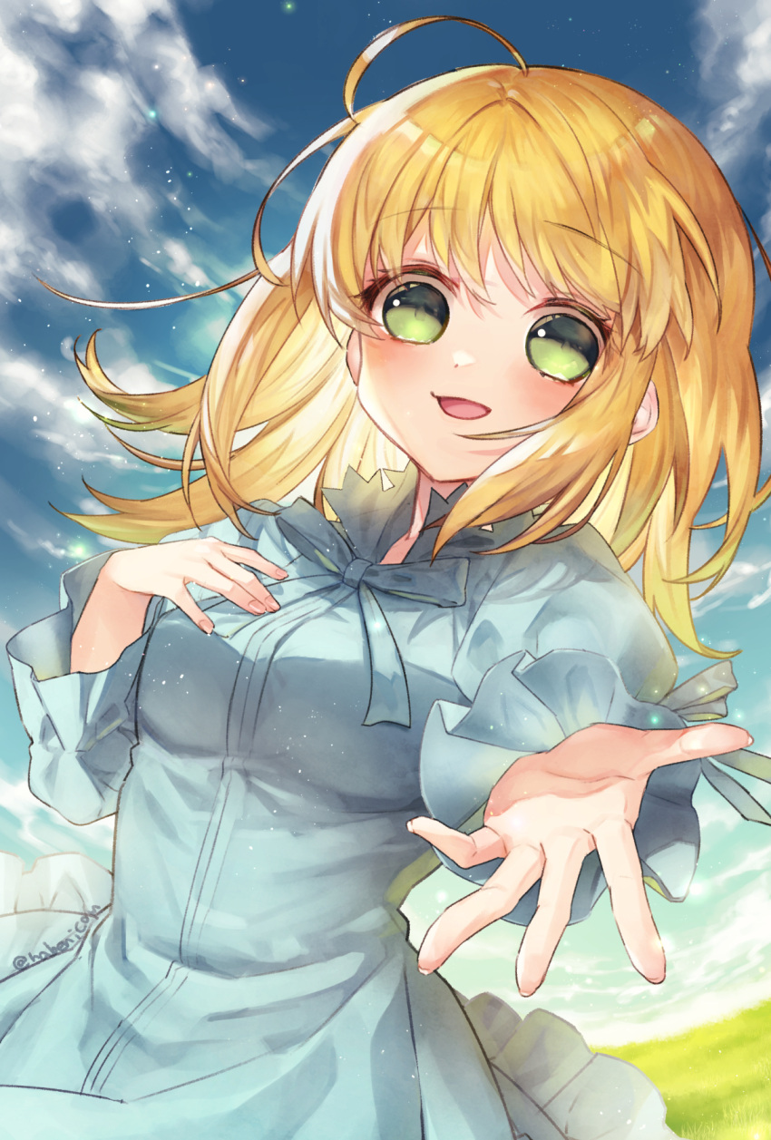 1girl ahoge alternate_costume alternate_hairstyle artoria_pendragon_(fate) blonde_hair blue_dress blue_ribbon blue_sky blush clouds commentary_request day dress fate/stay_night fate_(series) fingernails grass green_eyes hand_on_own_chest highres long_hair long_sleeves looking_at_viewer nabenko neck_ribbon official_alternate_costume official_alternate_hairstyle open_mouth outdoors outstretched_arm reaching_out ribbon saber sky smile solo twitter_username upper_body