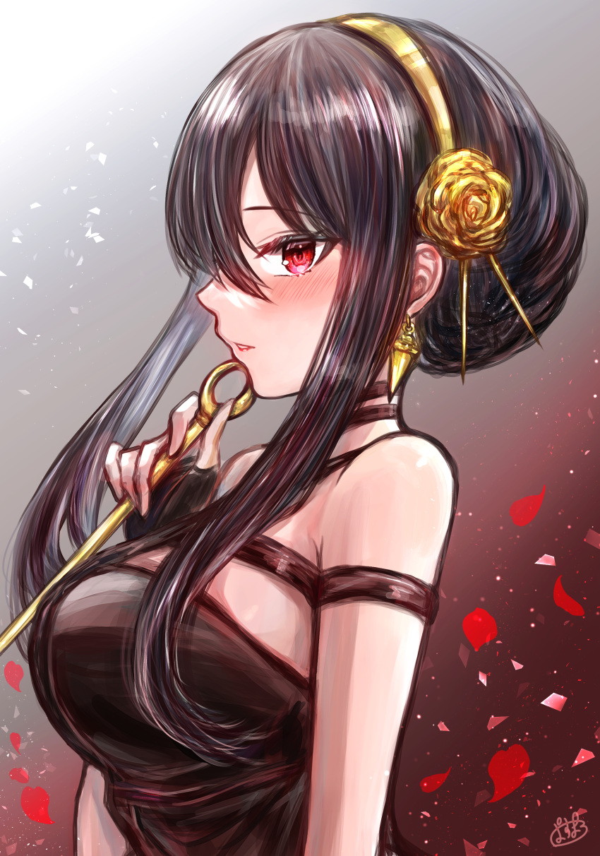1girl absurdres bare_shoulders black_dress breasts brown_hair dagger dress earrings flower from_side golden_rose gradient gradient_background hair_flower hair_ornament highres holding holding_dagger holding_weapon jewelry knife large_breasts looking_at_viewer looking_to_the_side pasumaro petals red_eyes solo spy_x_family stiletto_(weapon) upper_body weapon yor_briar