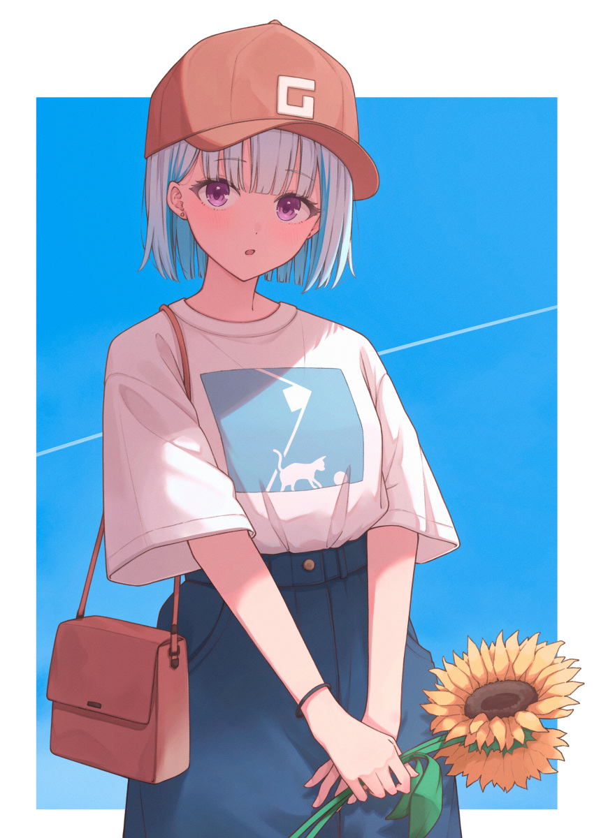 1girl absurdres bag bangs baseball_cap blue_hair blue_pants colored_inner_hair cowboy_shot earrings ene_mizunoawa flower hat highres jewelry lize_helesta looking_at_viewer multicolored_hair nijisanji open_mouth outdoors pants red_headwear shirt short_hair short_sleeves solo standing sunflower v_arms violet_eyes virtual_youtuber white_hair white_shirt