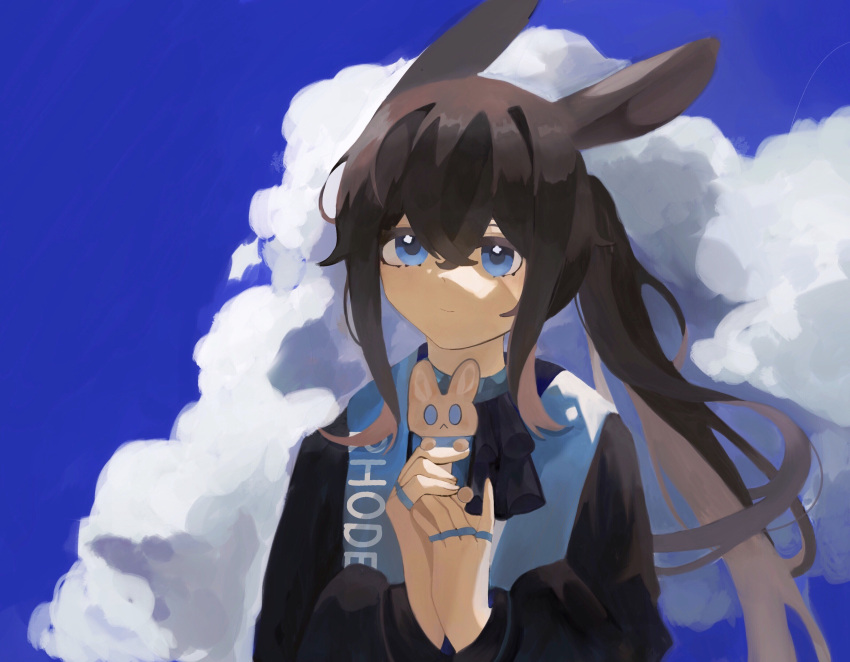 1girl :&lt; absurdres amiya_(arknights) animal_ears arknights ascot bangs black_jacket blue_ascot blue_collar blue_eyes blue_sky brown_hair character_doll clothes_writing clouds cloudy_sky collar crossed_bangs hair_between_eyes hands_up highres holding holding_stuffed_toy jacket jewelry long_hair long_sleeves looking_at_viewer multiple_rings neck_ring outdoors own_hands_together ponytail rabbit_ears rabbit_girl ring sidelocks sky solo stuffed_animal stuffed_bunny stuffed_toy tuanzi_jun upper_body very_long_hair