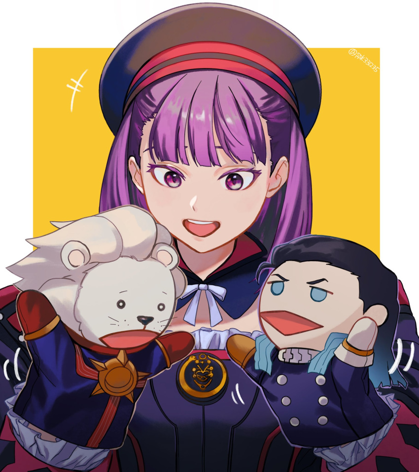1girl 2boys bangs belt black_hair blue_eyes blue_hair bow bracelet breasts commentary_request detached_collar detached_sleeves doll fate/grand_order fate_(series) gloves gradient_hair happy hat helena_blavatsky_(fate) highres jewelry lion lion_boy lion_hair long_hair long_sleeves looking_away multicolored_hair multiple_boys nikola_tesla_(fate) open_mouth puppet purple_hair red_gloves ribbon short_hair small_breasts smile solo_focus sosaka thomas_edison_(fate) twitter_username two-tone_background upper_body ventriloquism violet_eyes white_background white_gloves white_hair