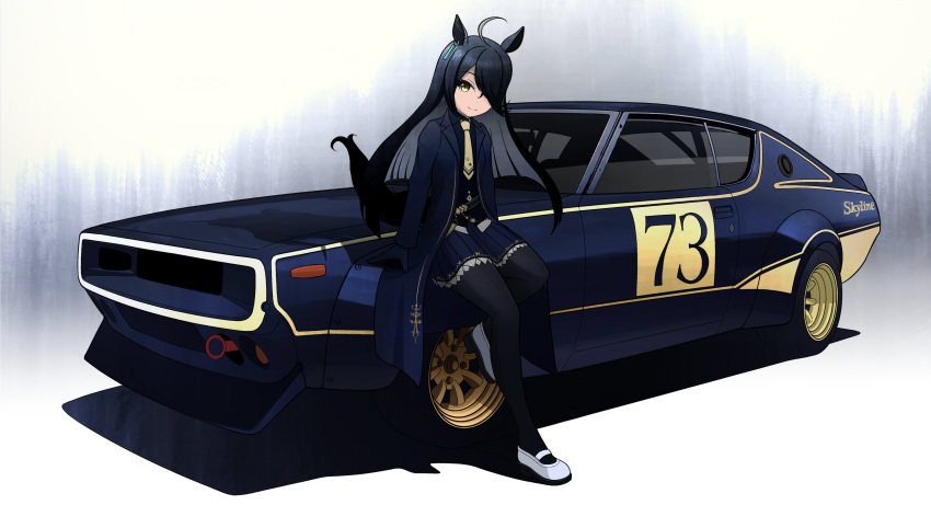1girl absurdres ahoge animal_ears artist_name bangs belly_chain black_coat black_gloves black_hair black_pantyhose black_shirt black_skirt blouse car closed_mouth coat collared_shirt commentary foot_up gloves ground_vehicle hair_between_eyes hair_over_one_eye highres horse_ears horse_girl horse_tail jewelry kano_(nakanotakahiro1029) leaning_against_vehicle long_bangs long_coat long_hair long_sleeves looking_at_viewer manhattan_cafe_(umamusume) mary_janes miniskirt motor_vehicle necktie nissan_skyline_gt-r pantyhose pleated_skirt shadow shirt shoes signature skirt smile solo standing tail umamusume white_footwear wing_collar yellow_eyes yellow_necktie