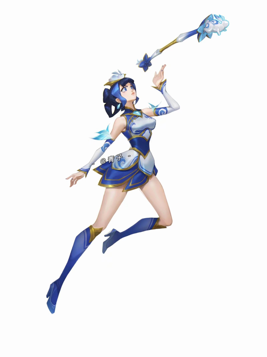 1girl bangs bare_shoulders black_hair blue_dress blue_footwear blue_hair blue_skirt boots breasts closed_mouth detached_sleeves dress earrings grey_background hair_ornament hane_nuo_qing-ko highres jewelry knee_boots league_of_legends looking_up lux_(league_of_legends) medium_breasts multicolored_hair nail_polish official_alternate_costume porcelain_lux short_hair simple_background skirt solo staff translation_request two-tone_hair white_dress white_sleeves