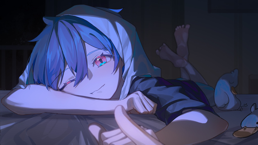 1boy absurdres androgynous barefoot blue_eyes blue_hair closed_mouth highres looking_at_viewer lying male_focus multicolored_eyes on_bed on_stomach one_eye_closed original short_hair solo stuffed_animal stuffed_toy violet_eyes yonab