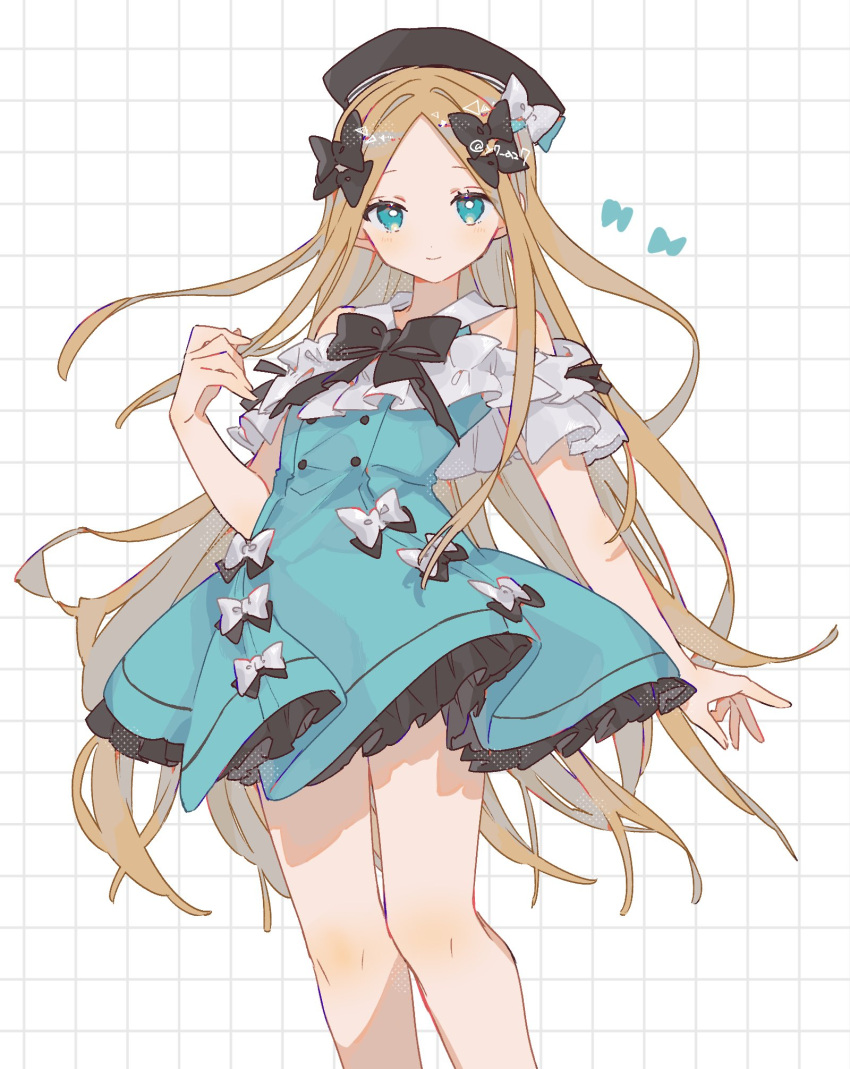 1girl abigail_williams_(fate) bangs black_bow blonde_hair blue_eyes bow buttons closed_mouth double-breasted dress fate/grand_order fate_(series) floating_hair frilled_dress frills hair_bow hat highres long_hair looking_at_viewer multiple_hair_bows parted_bangs simple_background solo very_long_hair yayoripain