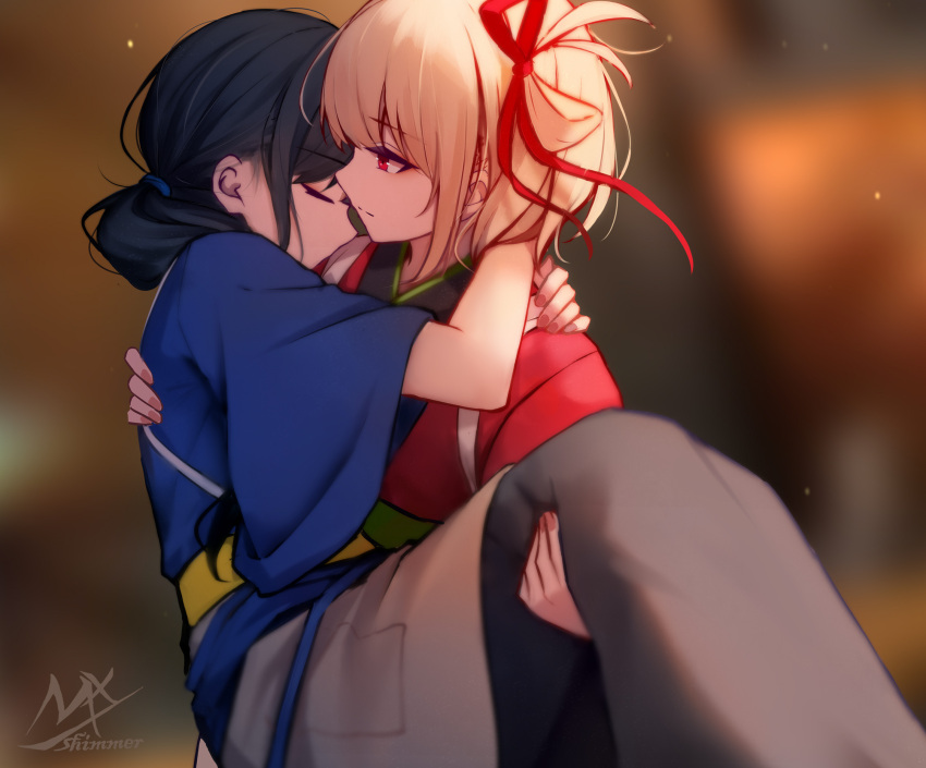 2girls black_hair blonde_hair blurry blurry_background carrying closed_eyes hair_ribbon highres inoue_takina looking_at_another lycoris_recoil multiple_girls nishikigi_chisato princess_carry red_eyes red_ribbon ribbon shimmer short_hair yuri