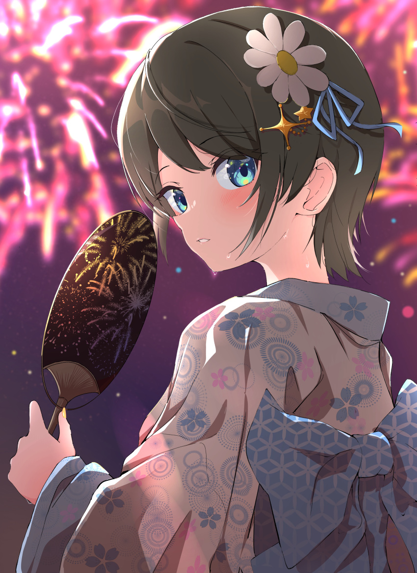 1girl absurdres bangs blue_eyes blush brown_hair dating eyelashes festival fingernails fireworks flower fumi_(fumibeing) hair_flower hair_ornament hand_fan highres holding holding_fan hololive japanese_clothes kimono looking_at_viewer looking_back multicolored_eyes night night_sky oozora_subaru outdoors parted_lips short_hair sky sweat turning_head upper_body virtual_youtuber yellow_nails