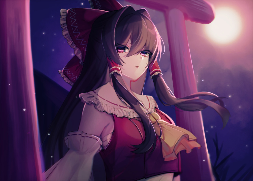 1girl ascot azuyan bare_tree bow brown_hair commentary detached_sleeves frilled_bow frilled_hair_tubes frills full_moon hair_between_eyes hair_bow hair_tubes hakurei_reimu highres long_hair looking_at_viewer moon night night_sky parted_lips pink_eyes red_bow red_vest sarashi sidelocks sky solo star_(sky) torii touhou tree upper_body very_long_hair vest white_sleeves yellow_ascot