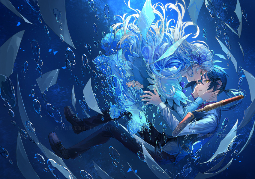 1boy 1girl black_footwear black_hair bubble formal gradient_hair hands_on_own_face highres multicolored_hair nemumi_no_sora original papers pen ponytail smile submerged suit underwater water white_hair white_suit yellow_eyes