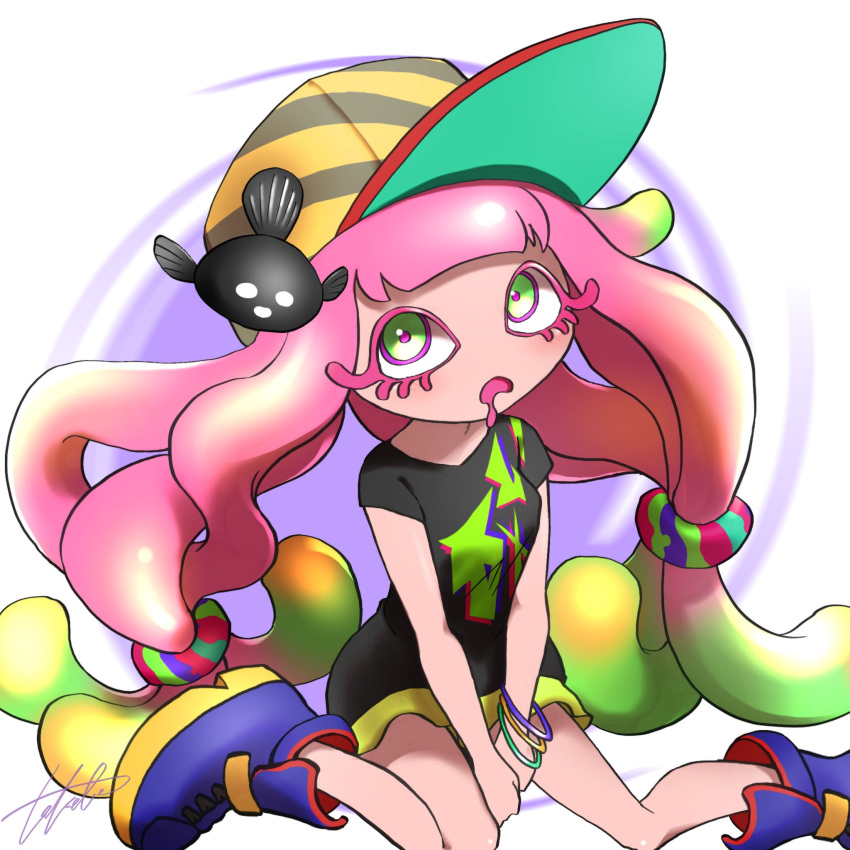 1girl baseball_cap between_legs black_shirt bracelet clownfish colored_eyelashes drooling fish frown gradient_hair green_eyes green_hair green_skirt hand_between_legs harmony's_clownfish_(splatoon) harmony_(splatoon) hat highres jewelry long_hair low_twintails miniskirt multicolored_footwear multicolored_hair no_eyebrows no_nose open_mouth orange_hair oversized_clothes oversized_shirt pink_hair pink_pupils shirt shoes short_sleeves sitting skirt sneakers solo splatoon_(series) splatoon_3 striped striped_headwear takobe tentacle_hair twintails v_arms