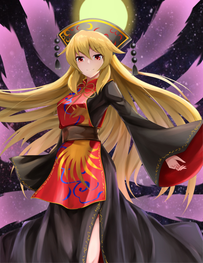 1girl bangs belt black_dress black_headwear black_sky blonde_hair bow bowtie breasts brown_belt chinese_clothes closed_mouth commentary_request crescent dress energy eyes_visible_through_hair full_moon hair_between_eyes hat highres junko_(touhou) long_hair long_sleeves looking_at_viewer medium_breasts meso_(zgmf-xv) moon night night_sky pom_pom_(clothes) red_eyes sky smile solo star_(sky) starry_sky tabard touhou v-shaped_eyebrows wide_sleeves yellow_bow yellow_bowtie yellow_moon