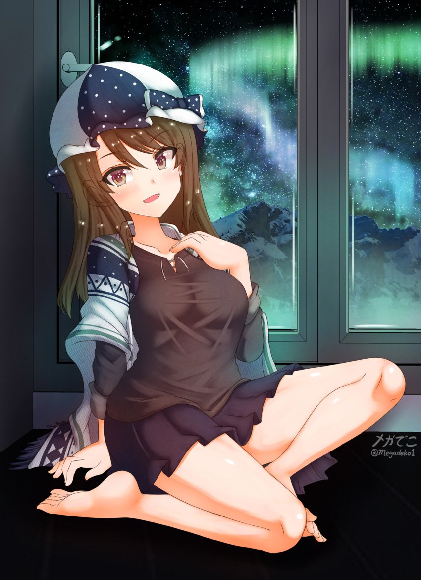 alternate_headwear aquaegg artist_name aurora bangs barefoot black_shirt black_skirt blue_headwear blue_shawl brown_eyes brown_hair casual finnish_clothes girls_und_panzer hand_on_own_chest hat highres indoors long_hair looking_at_viewer mika_(girls_und_panzer) miniskirt mountainous_horizon night night_sky one_knee open_mouth pleated_skirt shawl shirt signature skirt sky smile star_(sky) starry_sky twitter_username window