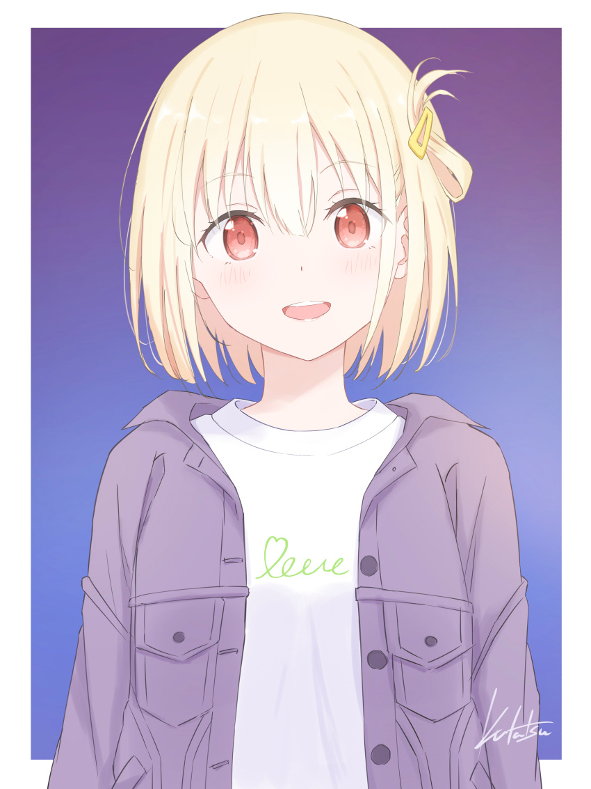 1girl :d absurdres bangs blonde_hair blush bob_cut casual commentary_request hair_ornament hairpin highres jacket kutatsu_(kutatsu7) long_sleeves looking_at_viewer lycoris_recoil nishikigi_chisato open_clothes open_jacket open_mouth pocket red_eyes shirt short_hair signature smile solo teeth upper_body upper_teeth white_shirt