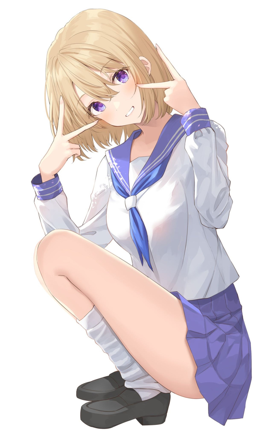 1girl black_footwear blonde_hair blue_neckerchief breasts double_v from_side full_body grin hair_between_eyes head_tilt highres kakkou_no_iinazuke kanaria_hisagi large_breasts light_blush long_sleeves looking_at_viewer loose_socks medium_hair miniskirt neckerchief purple_sailor_collar purple_skirt sailor_collar school_uniform simple_background skirt smile socks squatting umino_sachi_(kakkou_no_iinazuke) v violet_eyes white_background white_socks