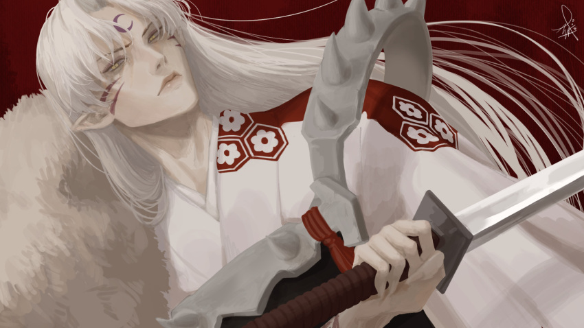 1boy armor bangs bishounen facial_mark fingernails forehead_mark highres holding holding_sword holding_weapon inuyasha japanese_clothes katana long_hair looking_at_viewer male_focus parted_bangs pointy_ears q_bell red_background sesshoumaru sharp_fingernails shoulder_armor shoulder_spikes signature solo spikes sword upper_body weapon white_hair yellow_eyes