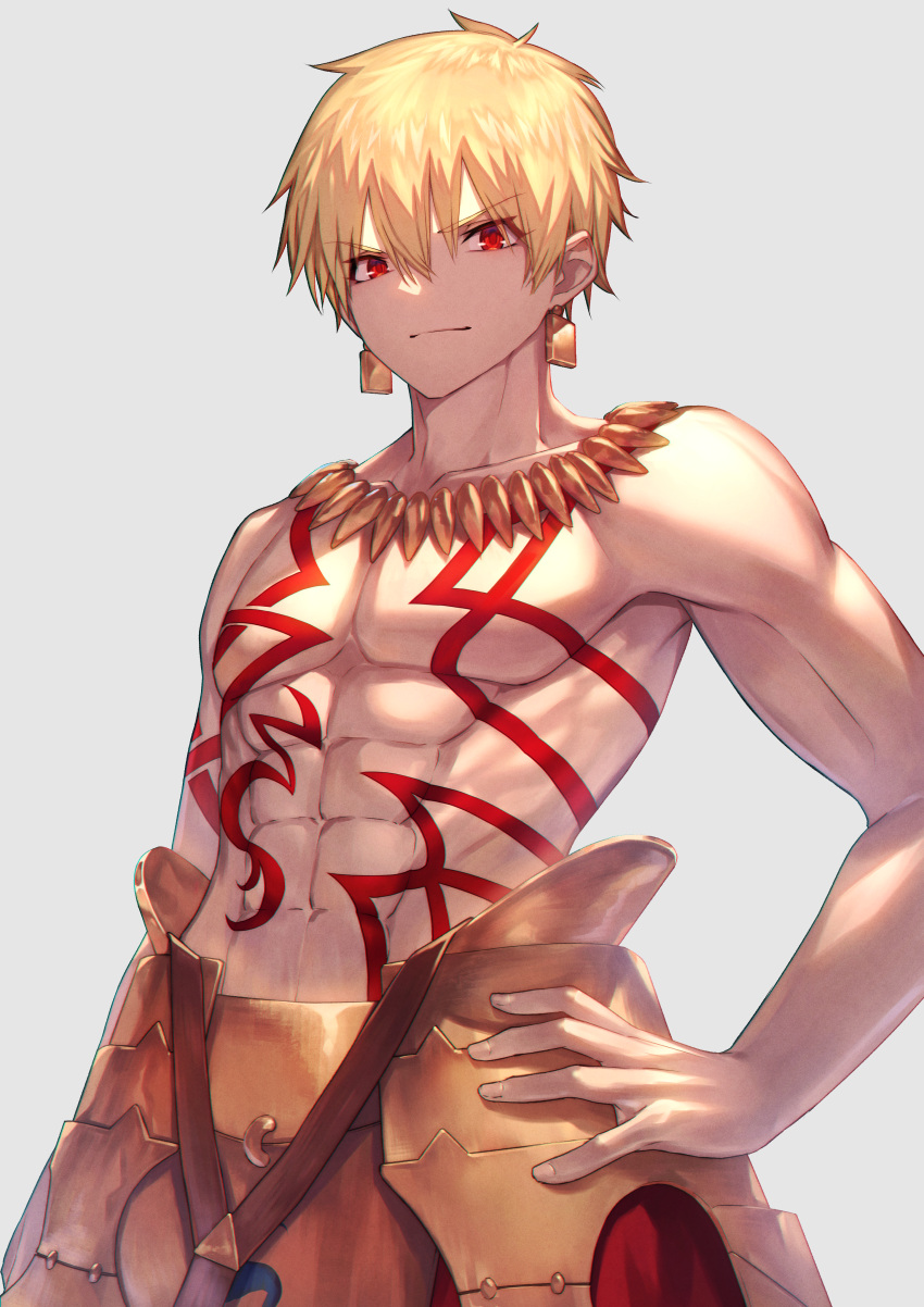 1boy abs absurdres armor blonde_hair doyagao earrings fate/grand_order fate_(series) faulds gilgamesh_(fate) gold_armor gold_earrings gold_necklace grey_background hand_on_hip highres jewelry looking_at_viewer nakanishi_tatsuya necklace red_eyes smug solo tattoo toned toned_male topless_male