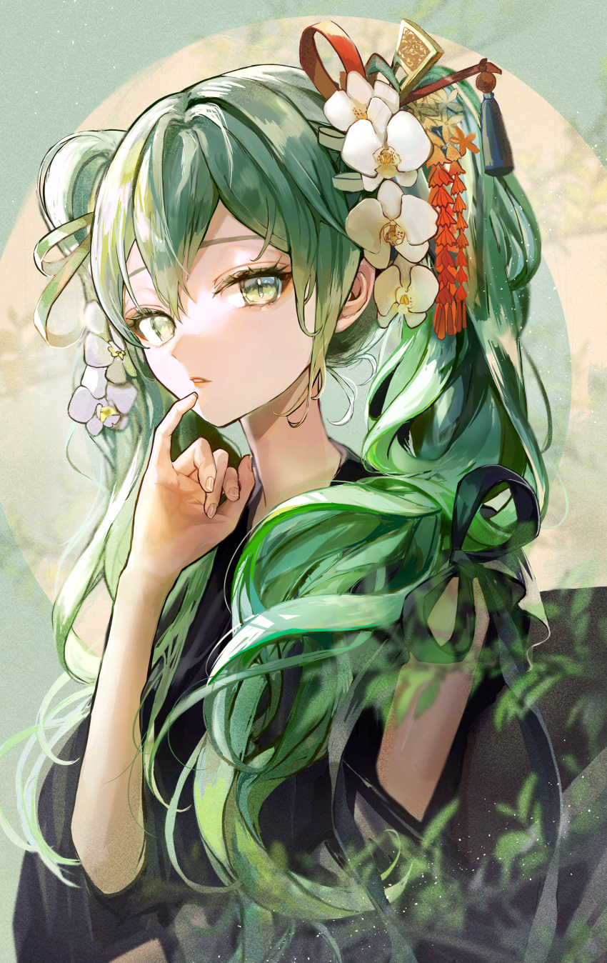 1girl absurdres bangs black_dress black_ribbon breasts commentary_request dress flower green_eyes green_hair hair_between_eyes hair_flower hair_ornament hair_ribbon hairpin hand_up hatsune_miku highres long_hair looking_at_viewer looking_to_the_side parted_lips pinky_out pipi red_ribbon ribbon small_breasts solo twintails vocaloid white_flower wide_sleeves