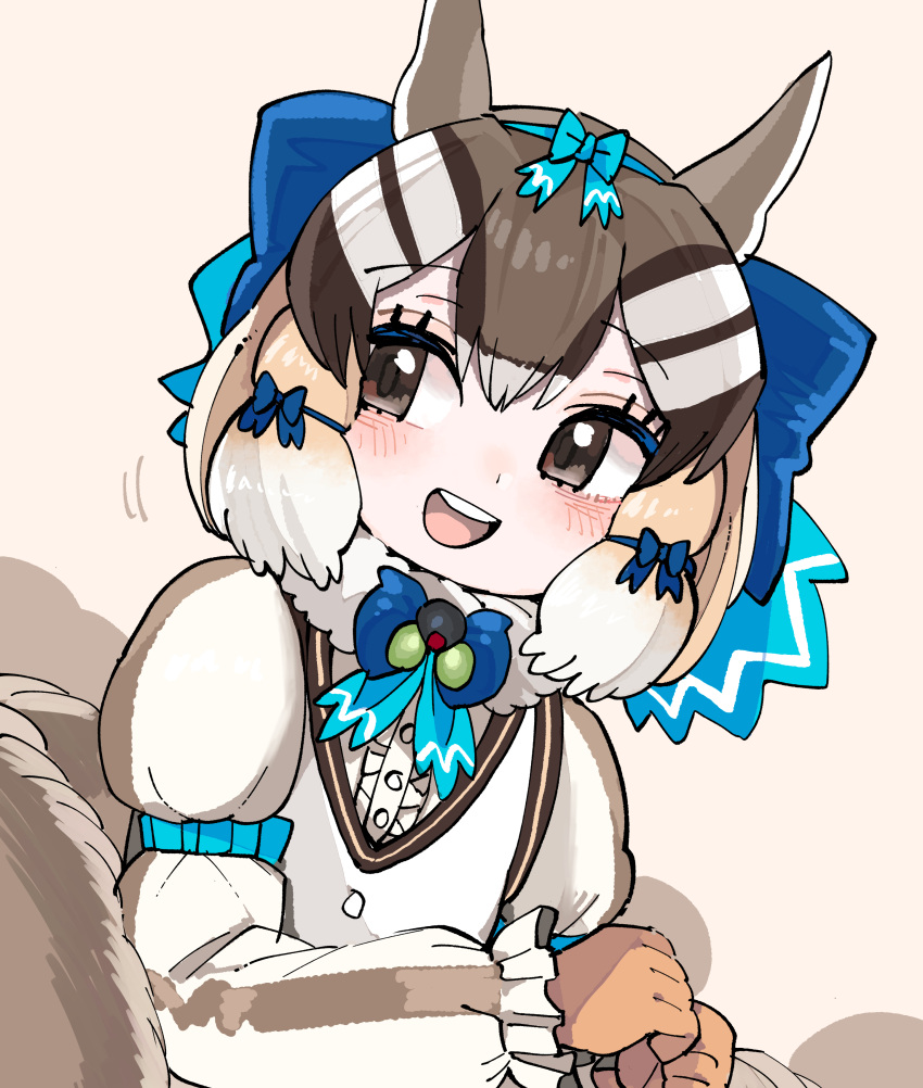 1girl absurdres animal_costume animal_ear_fluff animal_ears blush bow bowtie brown_eyes brown_hair chipmunk_ears chipmunk_girl chipmunk_tail gloves highres kanmoku-san kemono_friends kemono_friends_v_project microphone multicolored_hair open_mouth ribbon scarf shirt short_hair siberian_chipmunk_(kemono_friends) simple_background smile solo tail virtual_youtuber