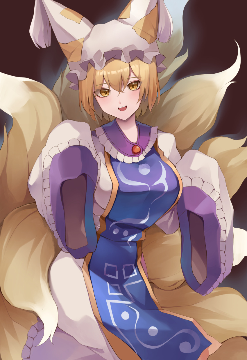 1girl absurdres animal_ears blonde_hair blush dress fox_ears fox_tail hair_between_eyes hat highres koizumo looking_at_viewer multiple_tails open_mouth pillow_hat short_hair sleeves_past_fingers sleeves_past_wrists smile solo tabard tail touhou white_dress white_headwear wide_sleeves yakumo_ran yellow_eyes