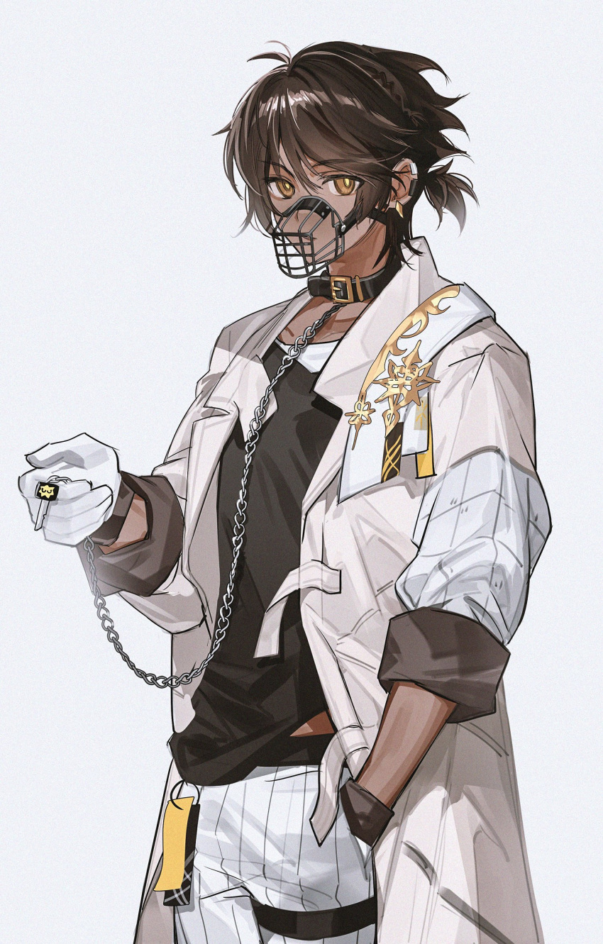 1boy arknights bdsm bishounen black_shirt brown_hair chain coat collar cowboy_shot dark-skinned_male dark_skin ear_piercing gloves hand_in_pocket highres key male_focus muzzle pienahenggou piercing ponytail shirt short_hair simple_background solo thorns_(arknights) white_background white_coat white_gloves