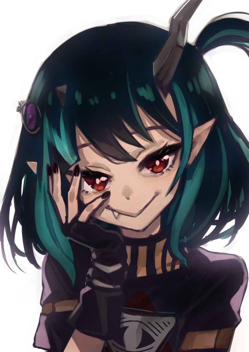 1girl bangs black_gloves black_hair black_shirt blue_hair closed_mouth commentary_request demon_girl demon_horns eye_of_providence fang fang_out fingerless_gloves flat_chest gloves hand_on_own_cheek hand_on_own_face heebee highres horns looking_at_viewer medium_hair multicolored_hair official_alternate_costume one_side_up red_eyes shirt shishio_chris simple_background smile solo sugar_lyric two-tone_hair upper_body virtual_youtuber white_background