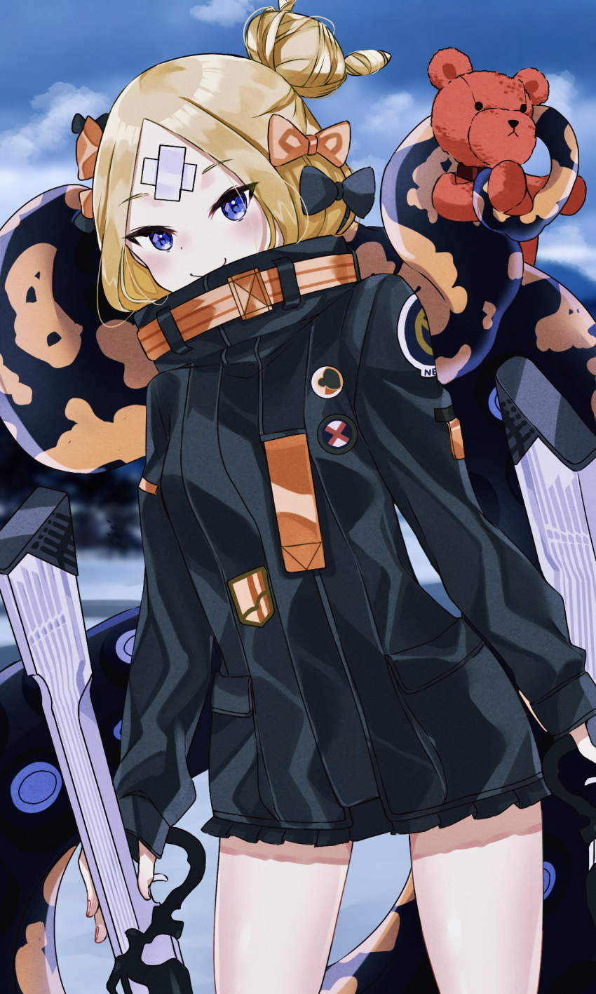 1girl abigail_williams_(fate) abigail_williams_(traveling_outfit)_(fate) bandaid bandaid_on_face bandaid_on_forehead bangs black_bow black_jacket blonde_hair blue_eyes blue_sky bow closed_mouth clouds cloudy_sky crossed_bandaids fate/grand_order fate_(series) forehead hair_bow hair_bun high_collar highres jacket long_sleeves looking_at_viewer multiple_bows orange_belt orange_bow outdoors parted_bangs shong sky sleeves_past_wrists smile solo stuffed_animal stuffed_toy teddy_bear tentacles