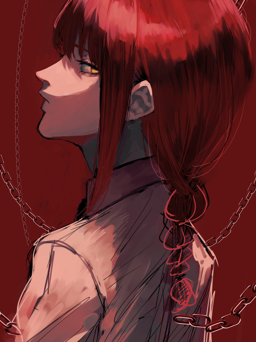 1girl @_@ bangs black_necktie bonjindaaa braid braided_ponytail chain chained chainsaw_man collared_shirt highres long_hair looking_at_viewer makima_(chainsaw_man) necktie ponytail red_background redhead ringed_eyes shirt sidelocks simple_background solo white_shirt yellow_eyes