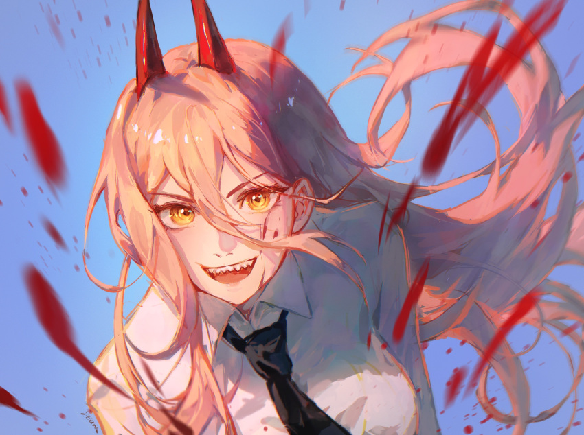 &gt;:) 1girl bangs black_necktie blood blood_on_face blood_spray blue_background chainsaw_man collared_shirt demon_horns floating_hair hair_between_eyes highres horns long_hair looking_at_viewer motion_blur necktie open_mouth orange_hair portrait power_(chainsaw_man) red_horns sharp_teeth shirt simple_background smile solo teeth v-shaped_eyebrows white_shirt yellow_eyes zieru