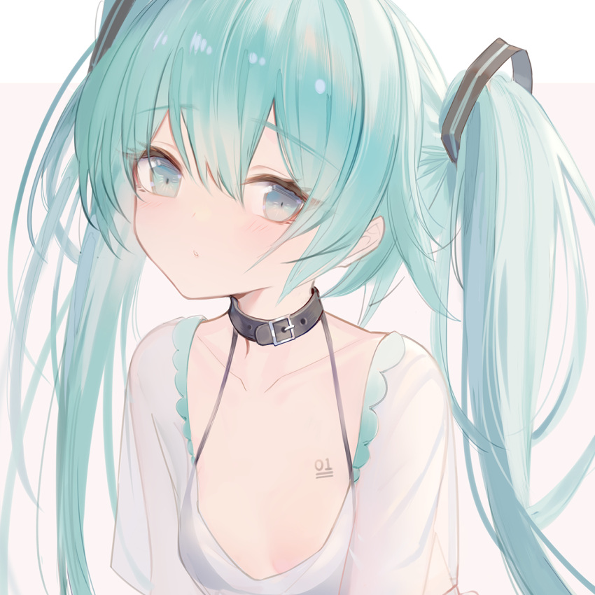 1girl bangs belt_collar breasts collar eyebrows_hidden_by_hair green_eyes green_hair hair_between_eyes hairband hatsune_miku highres looking_at_viewer ookamisama shirt simple_background solo twintails upper_body vocaloid white_background