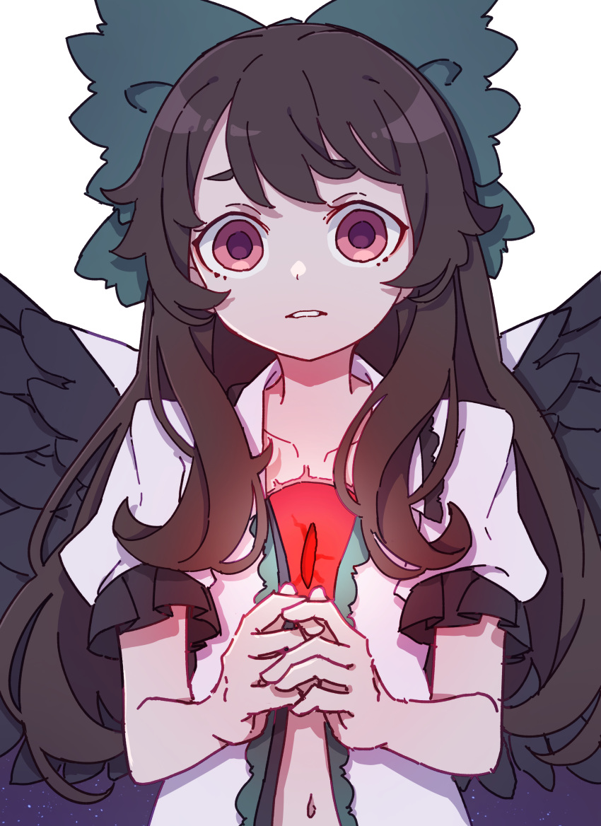 1girl absurdres bird_wings black_hair black_wings bow feathered_wings frilled_sleeves frills green_bow hair_bow highres kame_(kamepan44231) long_hair looking_at_viewer open_mouth red_eyes reiuji_utsuho shirt short_sleeves simple_background solo third_eye touhou upper_body white_background white_shirt wings