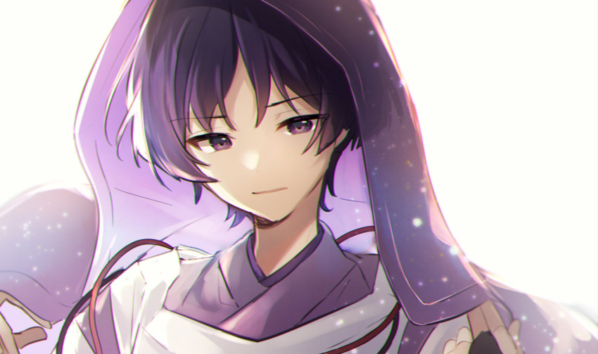 1boy alternate_costume bangs black_gloves fingerless_gloves genshin_impact gloves highres hood hood_up japanese_clothes kimono looking_at_viewer male_focus parted_lips purple_hair scaramouche_(genshin_impact) shirase_(shirose) simple_background solo upper_body violet_eyes white_background