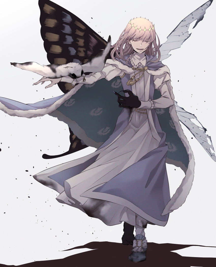 1boy :d absurdres animal_on_arm asymmetrical_wings bangs black_skin blonde_hair blue_cloak blue_coat blue_footwear bug butterfly_wings claws cloak closed_eyes coat collar colored_skin diamond_hairband dirty dirty_clothes facing_viewer fate/grand_order fate_(series) frilled_collar frills full_body fur-trimmed_cloak fur_trim hair_between_eyes highres insect_wings juliet_sleeves long_sleeves medium_hair morita_yuu moth oberon_(fate) oberon_(third_ascension)_(fate) outstretched_arm pants patterned_clothing puffy_sleeves robe shoes sleeveless_coat smile solo spoilers torn_wings turtleneck white_background white_pants white_robe wings