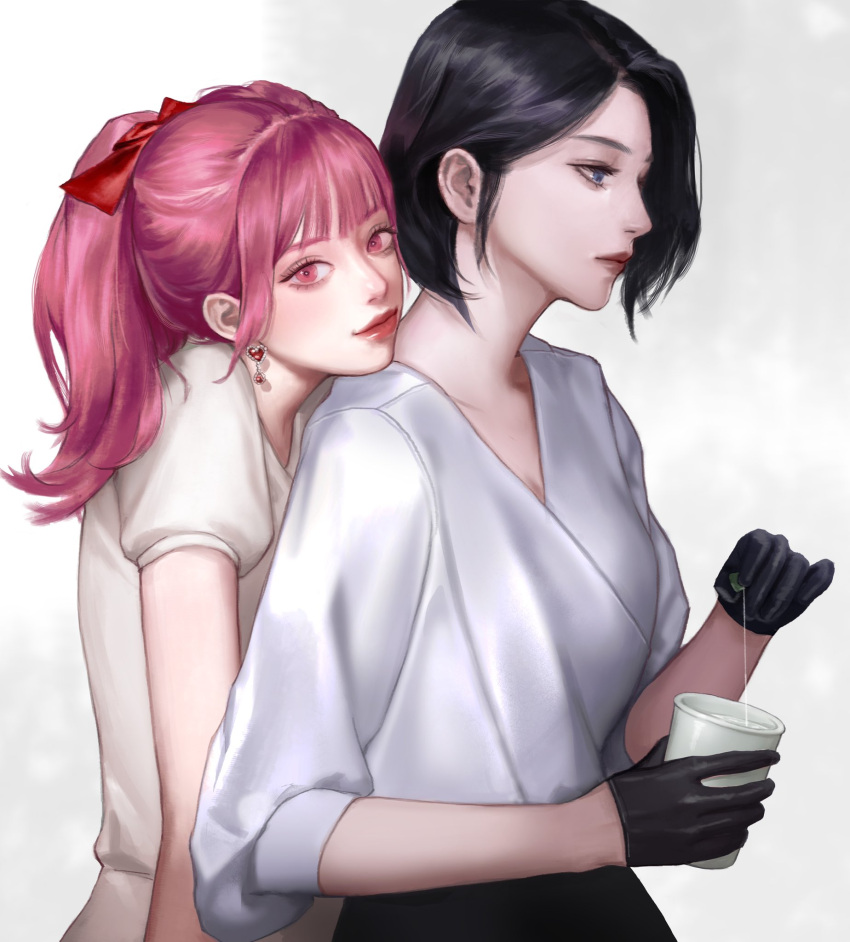 2girls black_gloves black_hair blue_eyes blueship4985 bob_cut bow cup earrings gloves hair_bow head_on_another's_shoulder highres holding holding_cup jewelry korean_commentary lips long_hair looking_at_viewer low-tied_long_hair multiple_girls original pink_hair ponytail short_sleeves smile teabag upper_body white_background