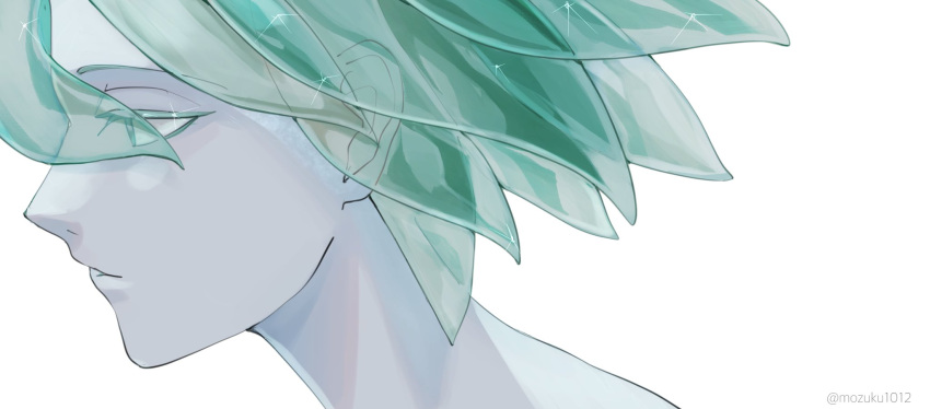 1other androgynous aqua_hair bangs commentary crystal_hair english_commentary from_side green_eyes green_hair hair_over_eyes highres houseki_no_kuni looking_away other_focus phosphophyllite portrait profile short_hair simple_background solo sparkle translucent_hair umino_mozuku white_background