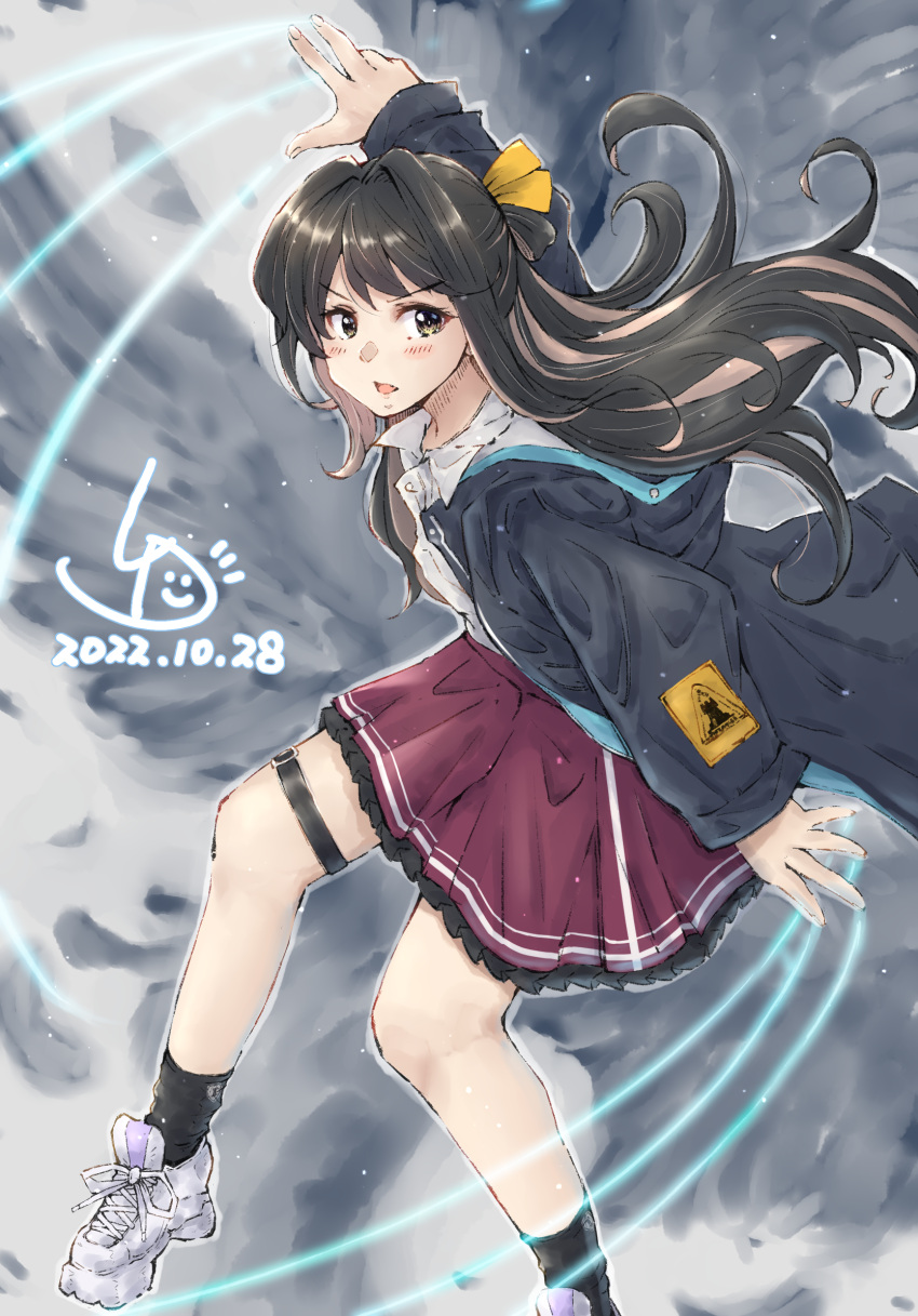 1girl alternate_costume artist_logo black_hair black_jacket colored_inner_hair commentary_request dated frilled_skirt frills full_body hair_ribbon highres jacket kantai_collection ld_(luna_dial398) long_hair looking_at_viewer multicolored_hair naganami_(kancolle) pink_hair purple_skirt ribbon shirt shoes skirt sneakers solo string two-tone_hair white_footwear white_shirt
