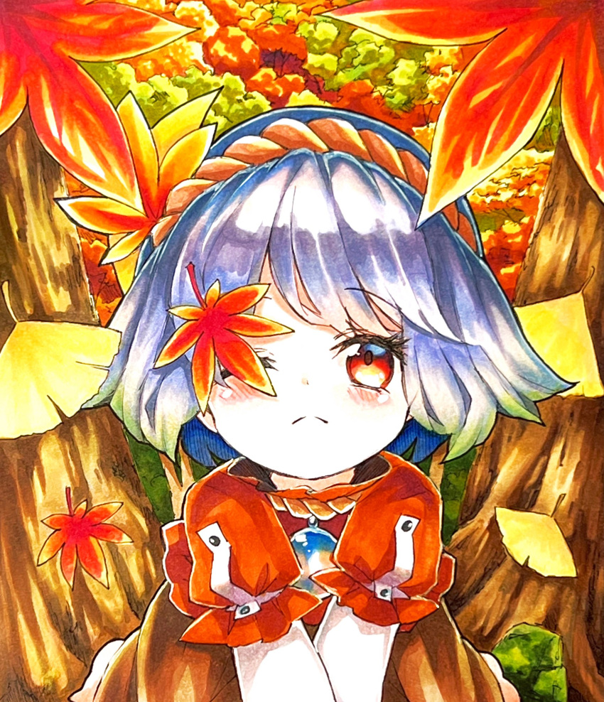 1girl aged_down bangs closed_mouth hair_ornament highres leaf leaf_hair_ornament looking_at_viewer maple_leaf outdoors purple_hair red_eyes rope shimenawa short_hair short_sleeves solo tatuhiro touhou tree upper_body yasaka_kanako