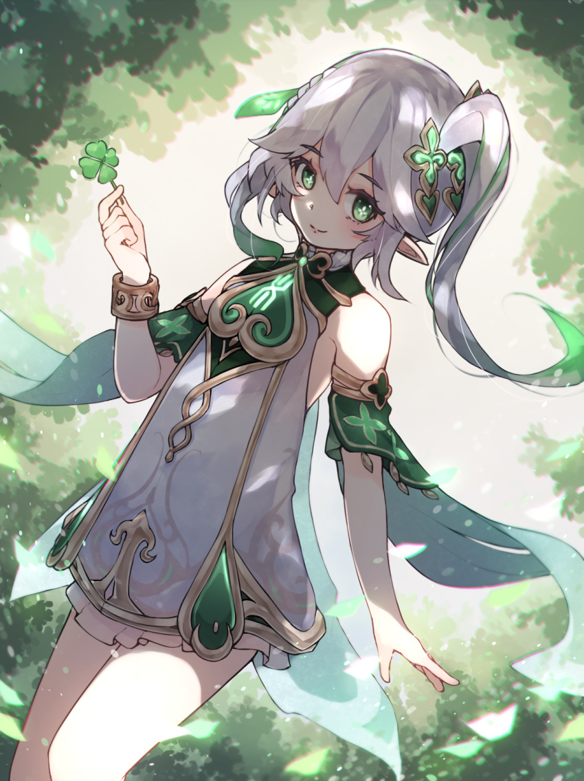 armlet bare_shoulders bracelet chiroru_(cheese-roll) closed_mouth clover four-leaf_clover genshin_impact green_eyes hair_ornament highres holding jewelry long_hair looking_at_viewer nahida_(genshin_impact) pointy_ears side_ponytail sleeveless smile