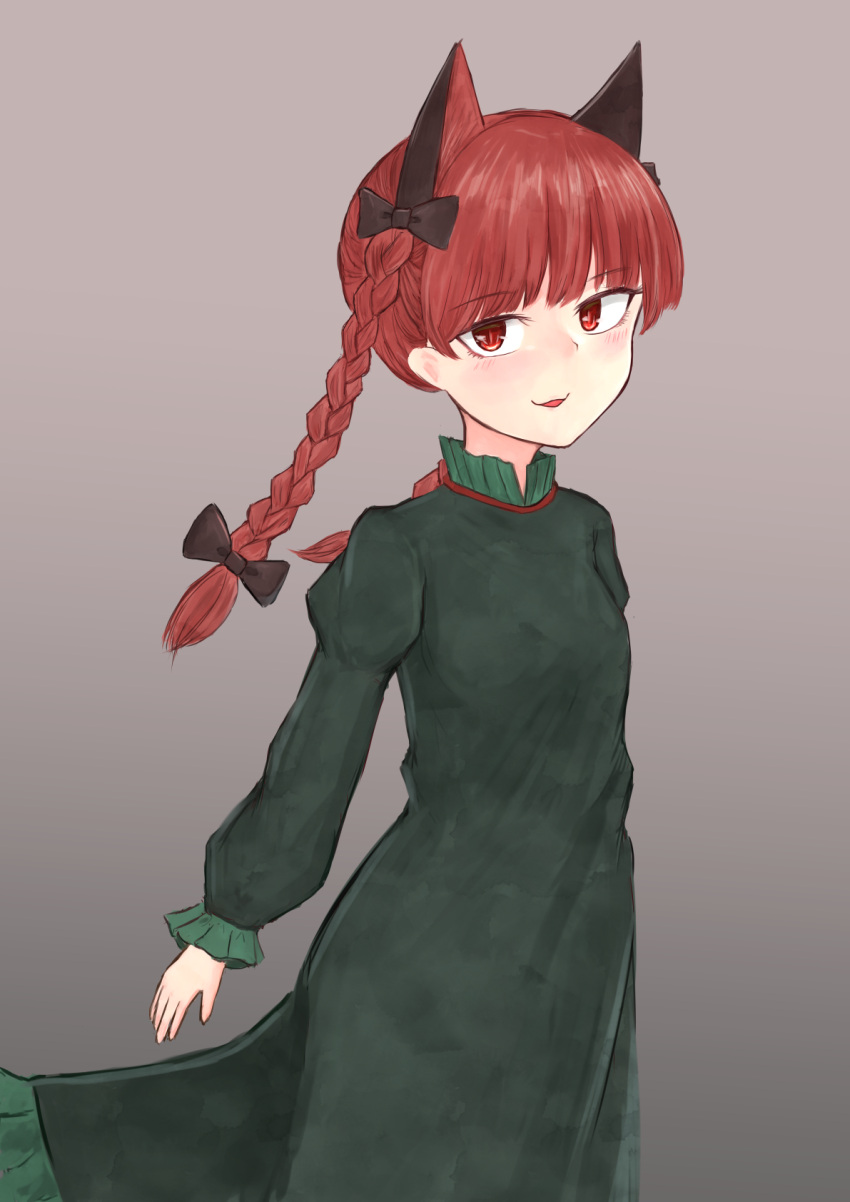 1girl animal_ears black_bow blush bow braid breasts cat_ears dakuazu dress green_dress hair_bow highres juliet_sleeves kaenbyou_rin long_hair long_sleeves looking_at_viewer puffy_sleeves red_eyes red_hair redhead simple_background small_breasts smile solo touhou twin_braids