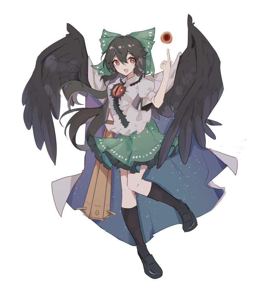 1girl absurdres bangs black_footwear black_hair black_socks black_wings brown_hair chinese_commentary collared_shirt commentary_request feathered_wings green_skirt hair_between_eyes highres long_hair miniskirt open_mouth pleated_skirt puffy_short_sleeves puffy_sleeves reiuji_utsuho shirt shoes short_sleeves simple_background skirt smile socks solo touhou white_background white_shirt wings zhuanjia710