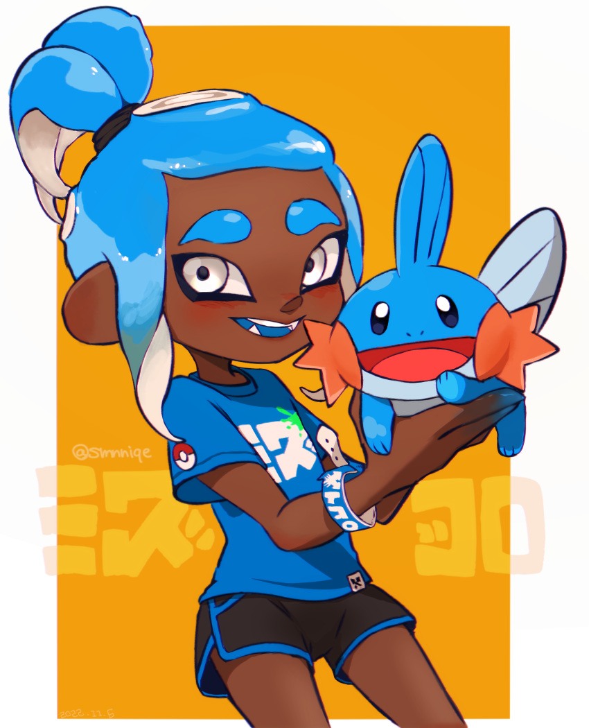 1boy black_shorts blue_hair blue_shirt blue_skin blue_tongue colored_skin colored_tongue company_connection crossover dark-skinned_male dark_skin gradient_skin highres holding holding_pokemon mudkip multicolored_skin nintendo niqe octarian octoling octoling_boy open_mouth pokemon pokemon_(creature) ponytail shirt short_hair short_sleeves shorts smile splatoon_(series) splatoon_3 suction_cups t-shirt teeth tentacle_hair twitter_username two-tone_skin white_eyes