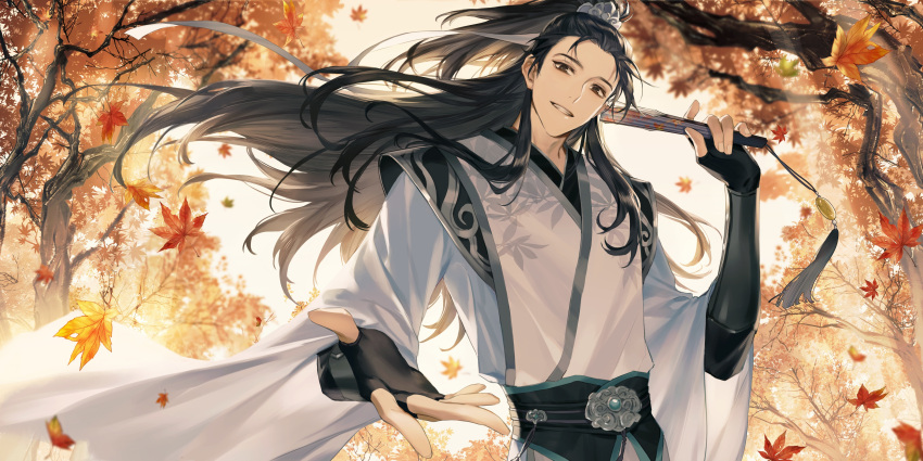 1boy absurdres bishounen black_gloves black_hair black_sash brown_eyes character_request chinese_clothes chinese_commentary commentary_request day elbow_gloves eyelashes falling_leaves fingerless_gloves floating_hair folding_fan gloves grin hair_ornament hand_fan hand_up hanfu high_ponytail highres holding holding_fan leaf light_rays long_hair long_sleeves looking_at_viewer male_focus maple_leaf moonlight_blade outdoors outstretched_hand ponytail robe ru_(famia) sash sidelocks smile solo standing teeth tree upper_body white_robe wide_sleeves