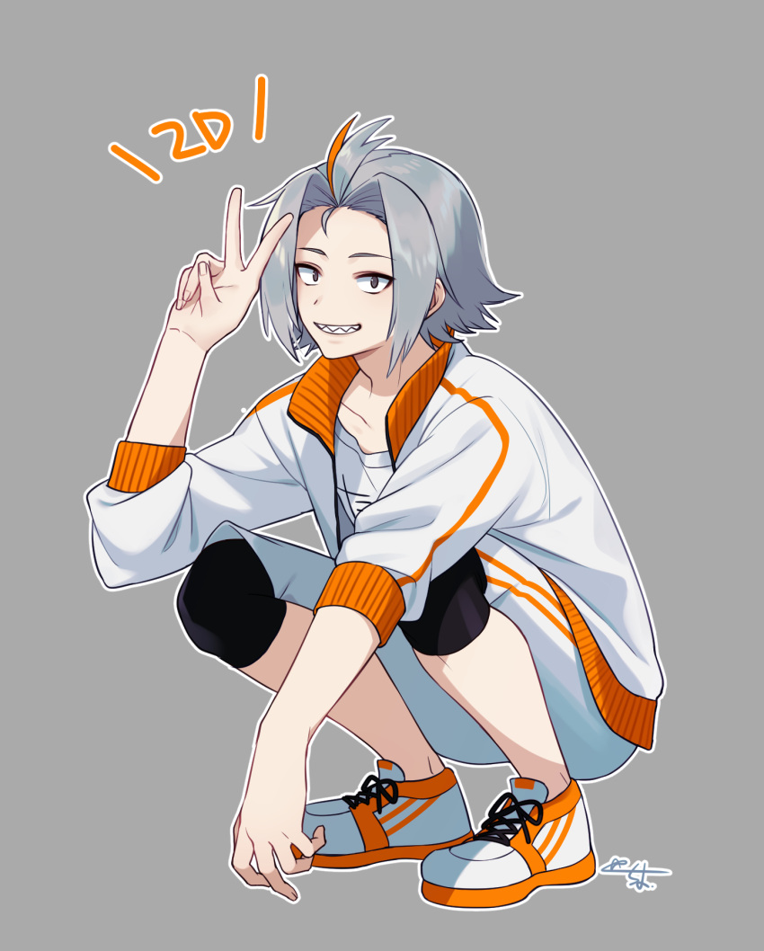 1boy black_leggings collarbone forehead full_body grey_background grey_eyes grey_hair grin hand_up highres indie_virtual_youtuber jacket leggings long_sleeves looking_at_viewer male_focus multicolored_hair open_clothes open_jacket orange_hair outline ozuki_yu puffy_long_sleeves puffy_sleeves sakura_chiyo_(konachi000) sharp_teeth shirt shoes shorts signature simple_background smile solo squatting streaked_hair teeth translation_request v virtual_youtuber white_footwear white_jacket white_outline white_shirt white_shorts