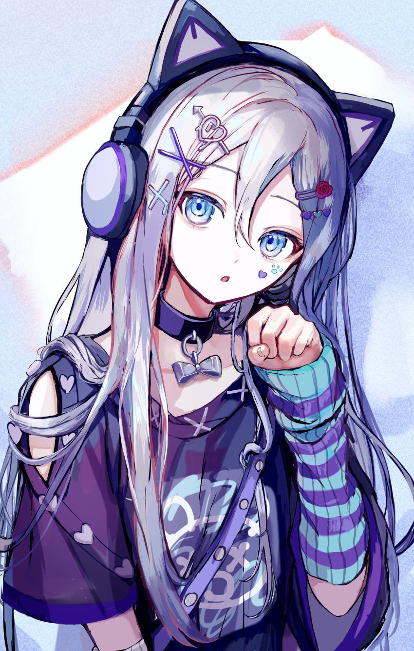 1girl absurdres arm_warmers arrow_through_heart black_choker blue_eyes bow_choker broken_heart cat_ear_headphones choker clothing_cutout commentary flower hair_between_eyes hair_flower hair_ornament hairclip headphones heart_stickers highres long_hair negai_wa_itsuka_asa_o_koete_(project_sekai) paw_pose pipi project_sekai purple_shirt red_flower red_rose rose shirt short_sleeves shoulder_cutout solo sticker_on_face upper_body very_long_hair white_hair x_hair_ornament yoisaki_kanade