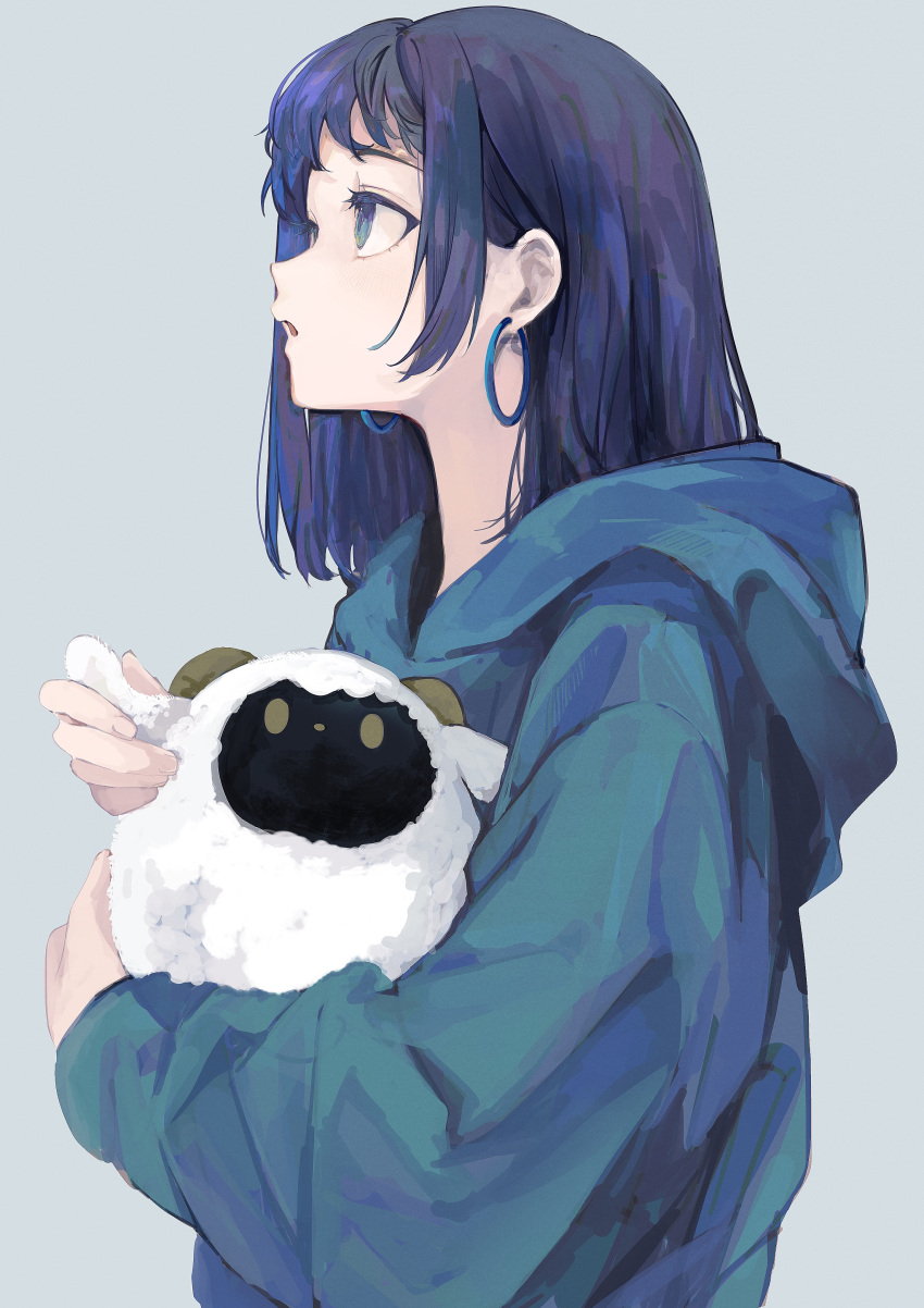 1girl 8root5 absurdres blue_eyes blue_hoodie copyright_request earrings fingernails grey_background highres hood hood_down hoodie hoop_earrings jewelry long_sleeves looking_up medium_hair parted_lips purple_hair simple_background solo stuffed_animal stuffed_sheep stuffed_toy upper_body